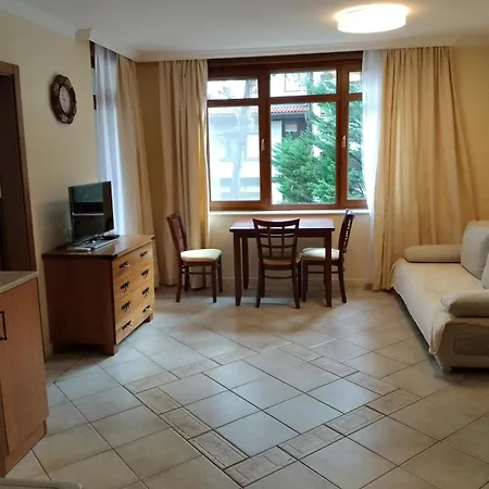 Apartament трёхкомнатные роскошные у моря в санта марина