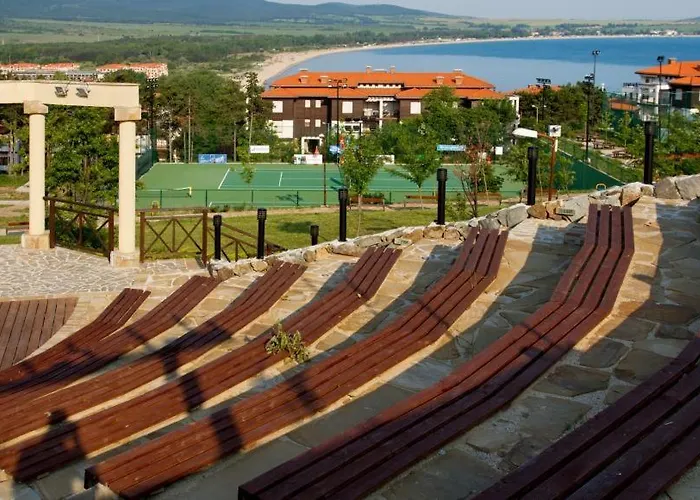 трёхкомнатные роскошные у моря в санта марина Apartament