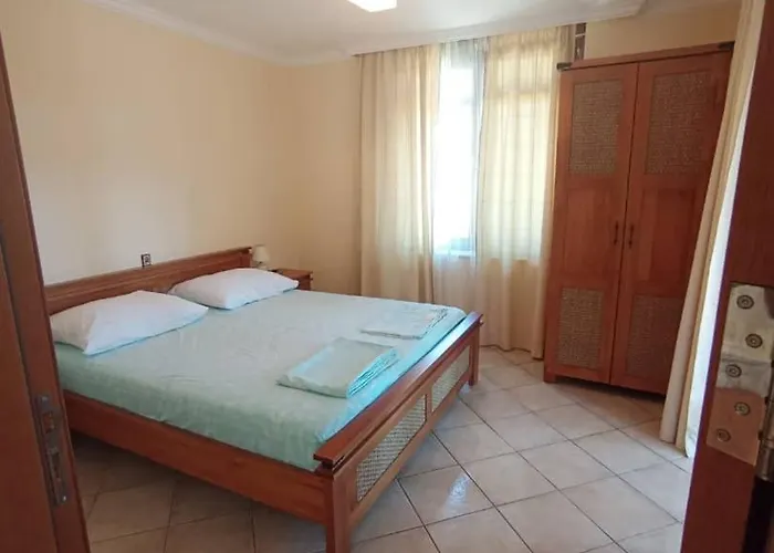 трёхкомнатные роскошные у моря в санта марина *