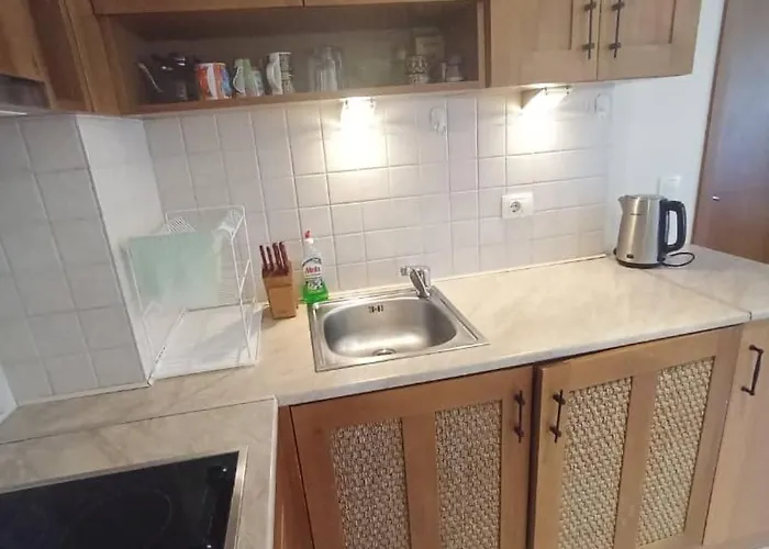 трёхкомнатные роскошные у моря в санта марина Sozopol