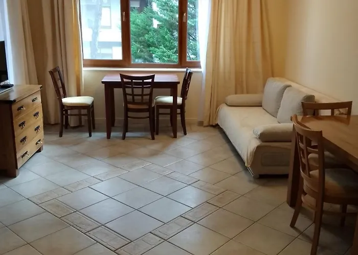 трёхкомнатные роскошные у моря в санта марина Apartament