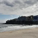 трёхкомнатные роскошные у моря в санта марина Apartment *
