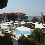 Apartment трёхкомнатные роскошные у моря в санта марина Sozopol