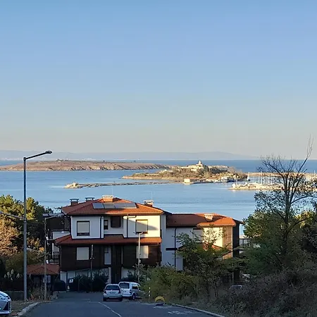 трёхкомнатные роскошные у моря в санта марина * Sozopol