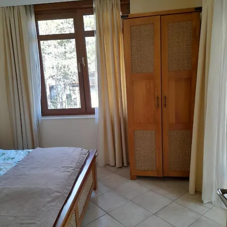 Apartmán трёхкомнатные роскошные у моря в санта марина Sozopol