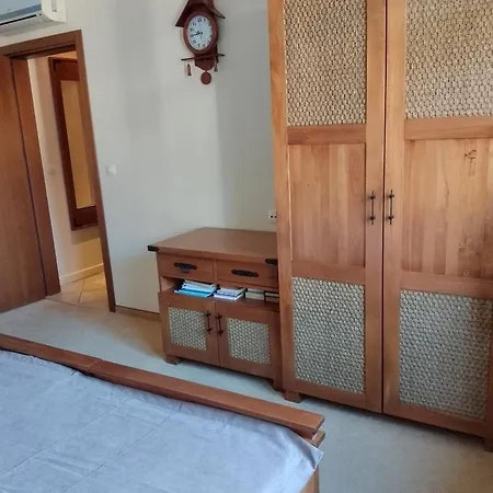 трёхкомнатные роскошные у моря в санта марина Apartmán *