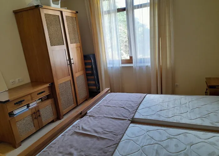 трёхкомнатные роскошные у моря в санта марина Sozopol